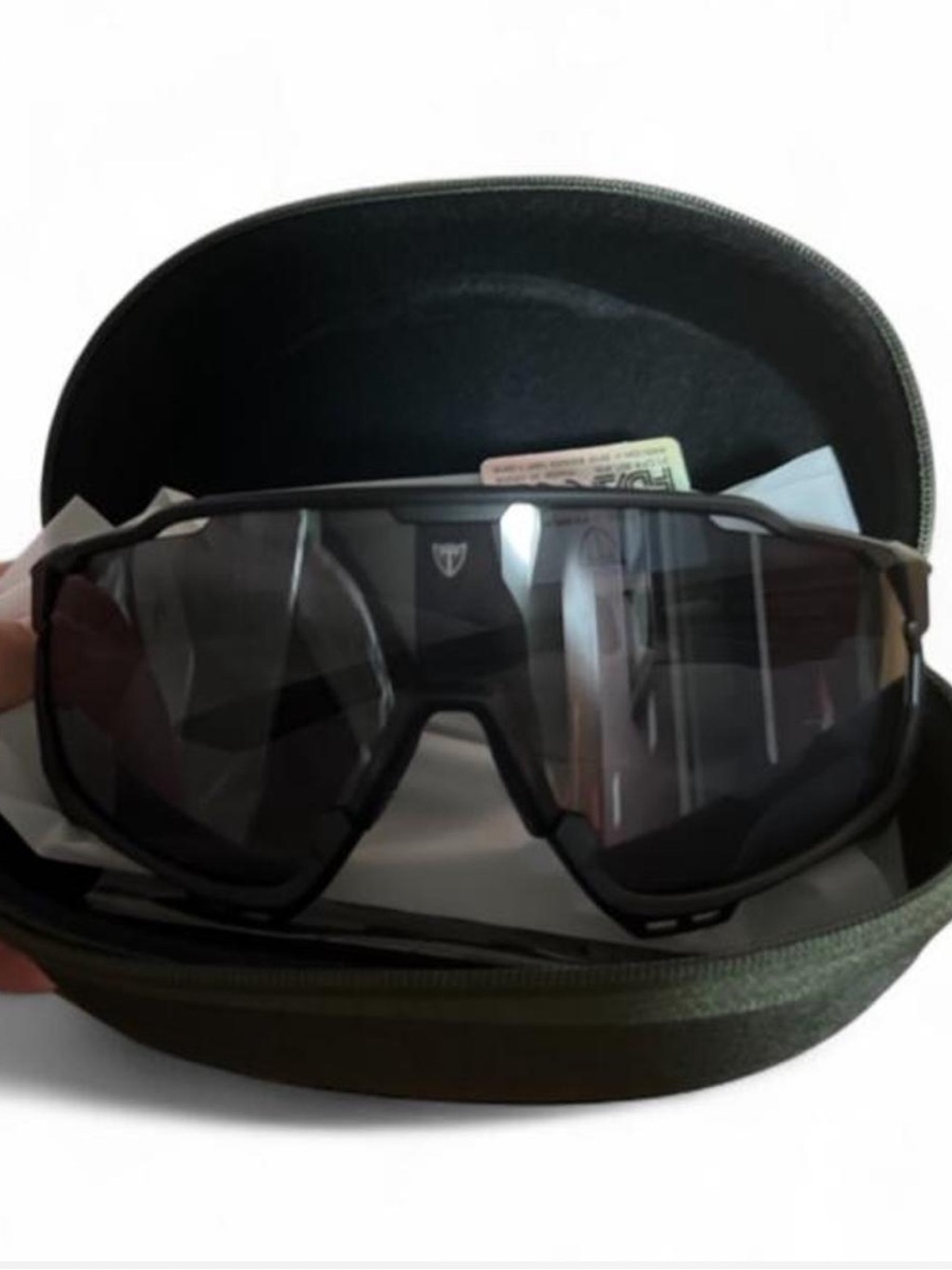 Tifosi Sledge Sports Sunglasses Brand New Matte Black Cycling Shield Glasses NIB